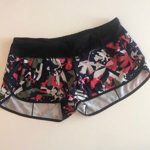 Lululemon Speed up short 2.5 inch inseam
